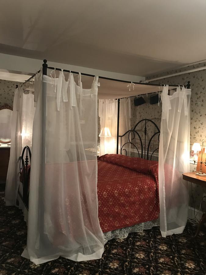 1896 House Country Inn - Barnside Inn Williamstown Buitenkant foto